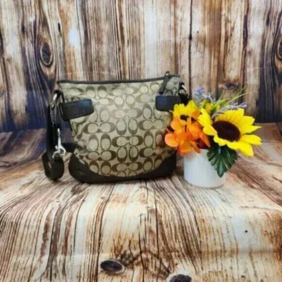 Vintage Coach Signature Handbag - Picture 2 of 5